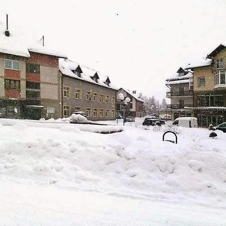 M &t * Kupres (Canton 10)